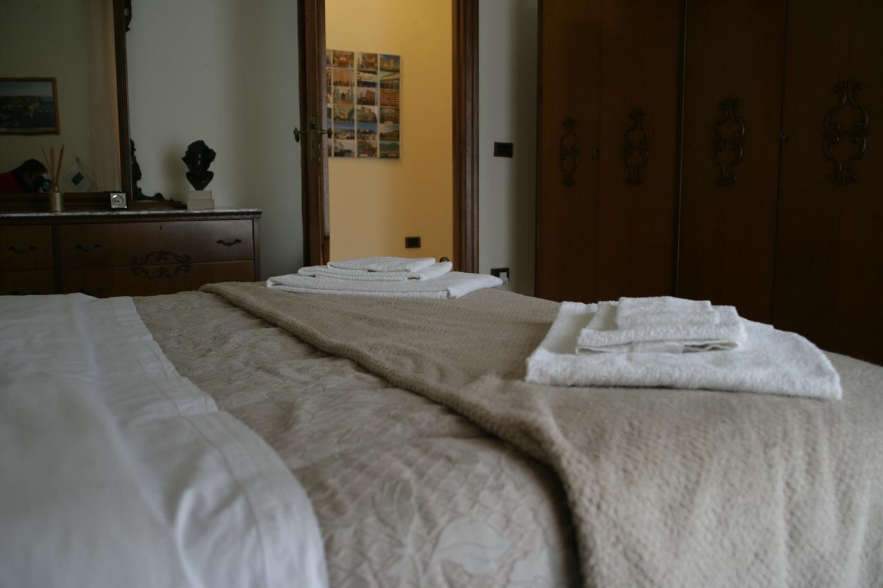 Casa Carmen Appartement Napels Buitenkant foto